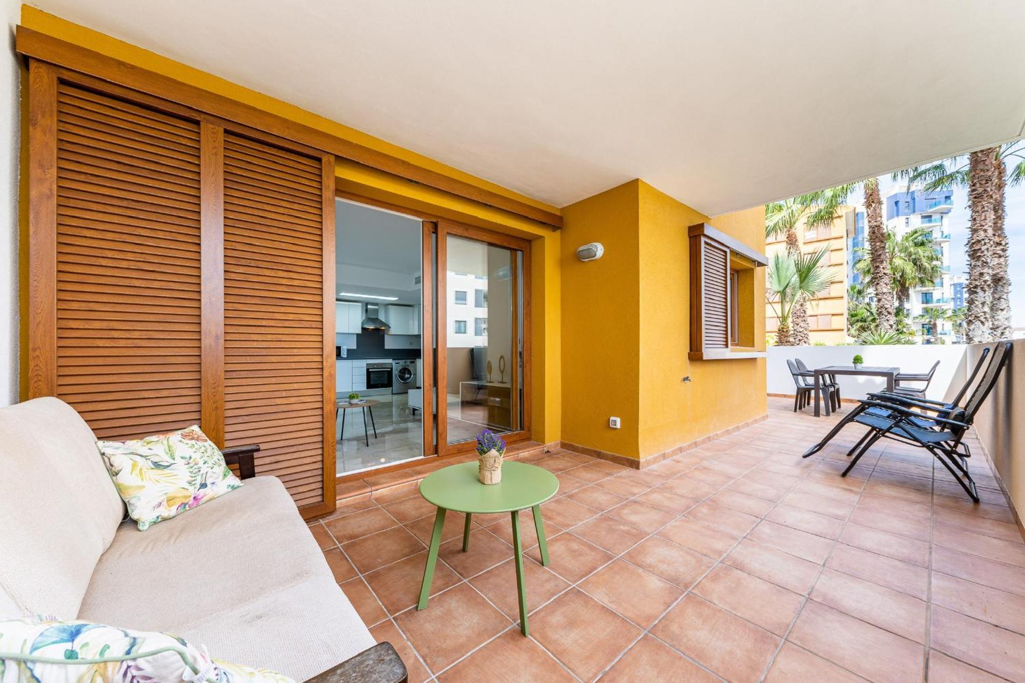 Tornado Apartamento Sunrise Torrevieja Exterior photo